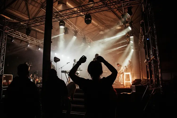 Lokale Festiviteiten en Vrijetijdsbesteding: Hoe Gemeenschapsevenementen Vreugde Brengen in Dagelijks Entertainment