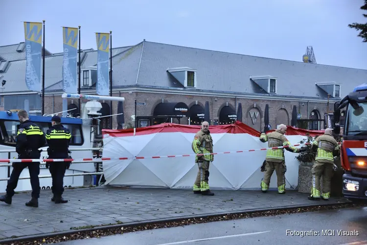 Overleden persoon aangetroffen in het kanaal lans N250 in Den Helder