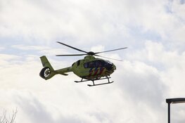 Fietser zwaargewond na aanrijding in Den Helder, traumateam ter plaatse