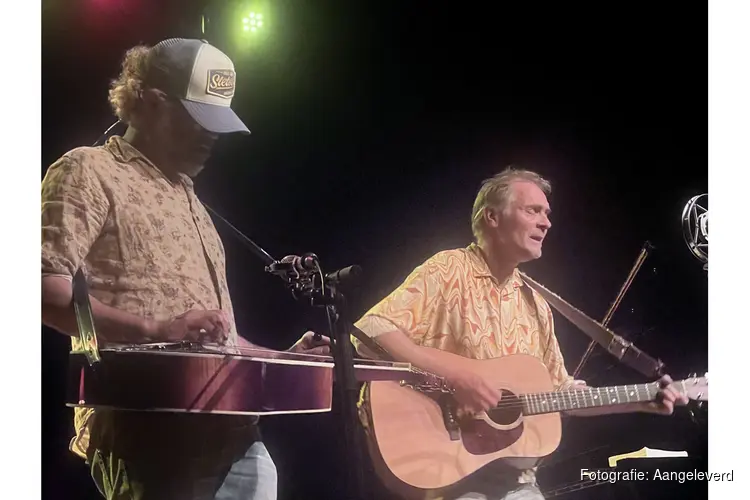 Henri de Vries met Gijsbert Diteweg - De man die denkt dat ie Neil Young is