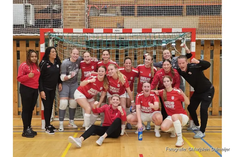 Zwaarbevochten zege voor Zeemacht VR1