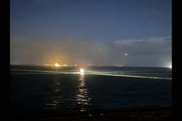 Hulpdiensten zoeken naar mogelijk vermist persoon in Noordzee bij Den Helder