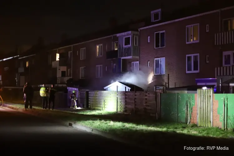 Brand in schuur ontdekt door buurtbewoners
