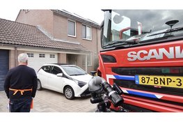 Keukenbrand in Julianadorp snel geblust, veel rook vrijgekomen