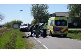 Motorrijdster komt ten val en raakt ernstig gewond in Julianadorp