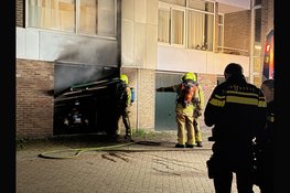 Brand in garagebox onder appartementencomplex in Den Helder