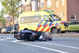 Auto en scooter betrokken bij ongeval in Binnenhaven Den Helder