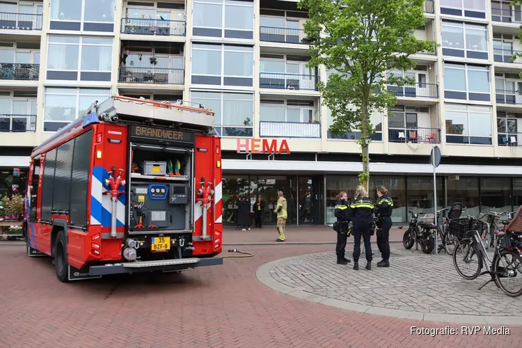 Opnieuw brandlucht bij HEMA aan de Beatrixstraat in Den Helder