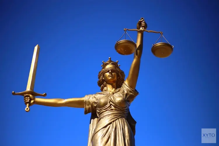 Vrouw veroordeeld voor maken en verspreiden naaktfoto’s dochter
