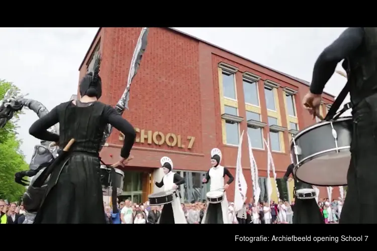 Vier het mee: Bibliotheek School 7 bestaat 10 jaar!