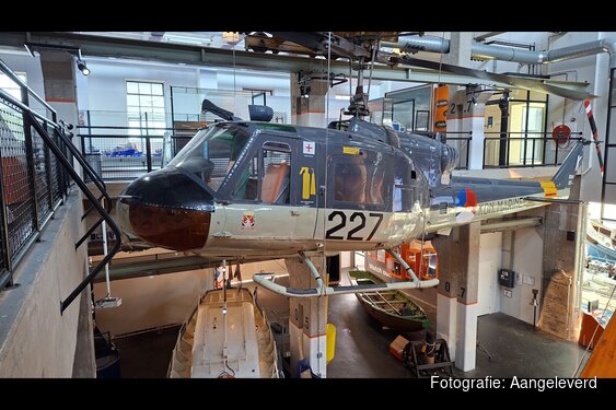 Nationaal Reddingmuseum verwelkomt historische marinehelikopter