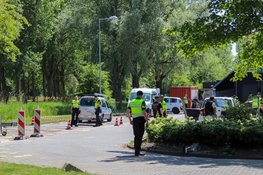 Verkeerscontrole bij sportschool in Den Helder