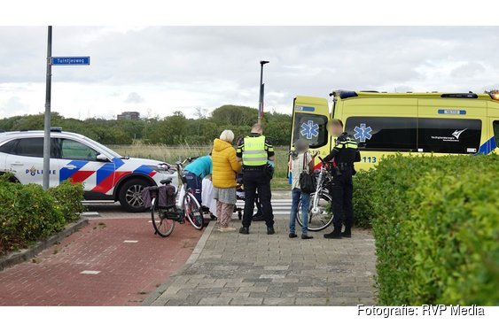 Fietser komt ten val in Huisduinen en moet naar ziekenhuis