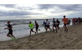 Zee van Tijd Strandloop op 1 juli: sportieve uitdaging op het strand en in de duinen