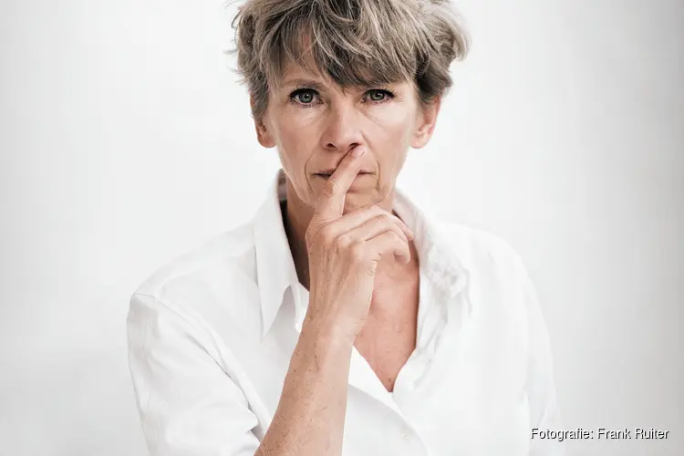 ‘Hoe overleef ik’-auteur Francine Oomen komt naar School 7