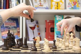 Epische schaakbattle voor jongeren in School 7