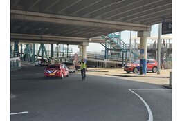 Veel eenheden met de veerboot naar bosbrand op Texel