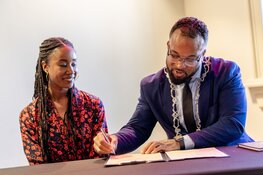 Nadine Cecilia nieuwe stadsdichter van Den Helder