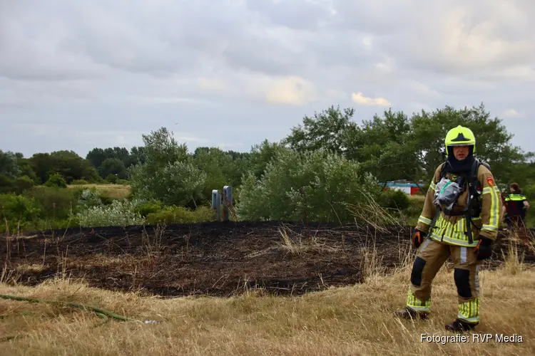 Korte brand bij bunkers aan het Liniepad in Den Helder