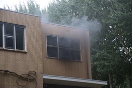Brand in gebouw van Parlan zorgt voor flinke rookontwikkeling in Den Helder