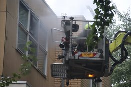 Brand in gebouw van Parlan zorgt voor flinke rookontwikkeling in Den Helder