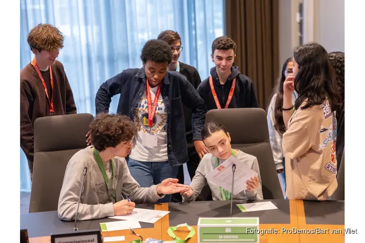 Nieuwe uitvoeringen Klassenbezoek@Gemeentehuis