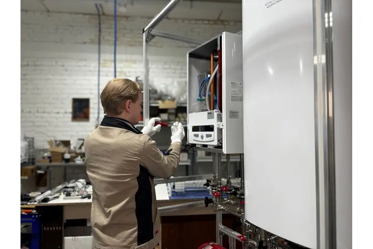Warm water zonder gas: zo pakken woningeigenaren in Noord-Holland het aan