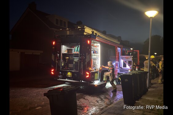 Meerdere brandweereenheden opgeroepen voor woningbrand aan Jekerstraat in Den Helder