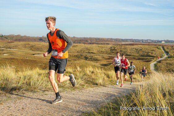 Noordkop Duincross: crossen door de Helderse duinen en over het strand
