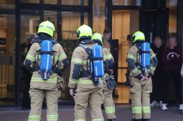 Geen brand aangetroffen na melding van rookontwikkeling bij HEMA aan Beatrixstraat in Den Helder